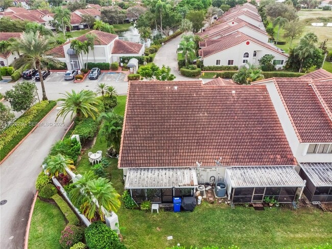 Building Photo - 7464 Pinewalk Dr S