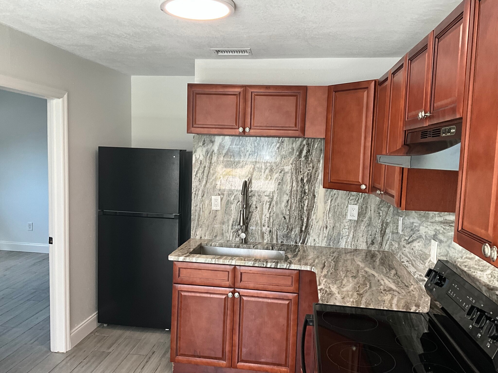 Building Photo - 5207 Behms Ct