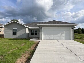 Building Photo - Brand New 4BR / with amazing efficiency an...