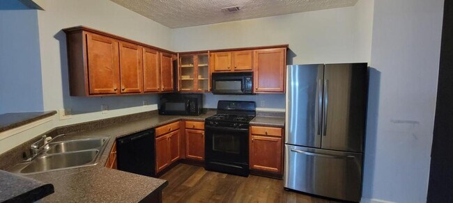 Building Photo - 4299 Annlette Dr NW