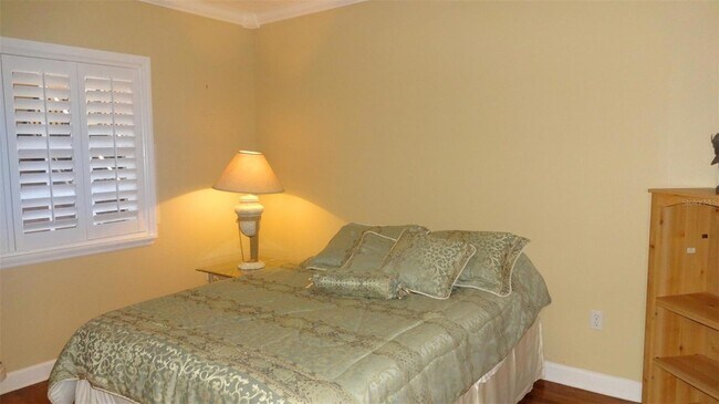 Building Photo - 1144 Delaney Ave