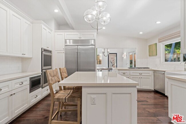 Building Photo - 16907 Dulce Ynez Ln