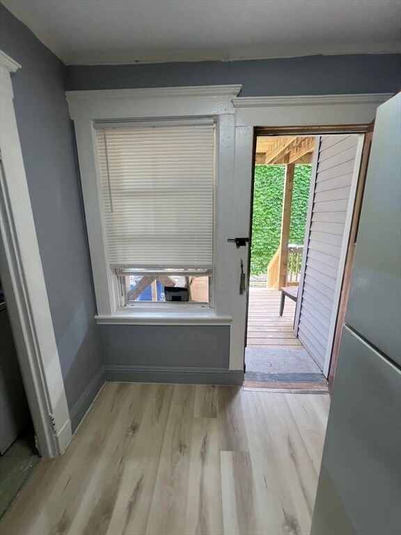 Building Photo - 9 Willet St