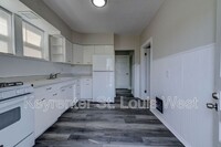 Building Photo - 3953 Tholozan Ave