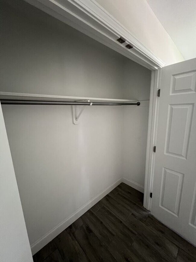 Building Photo - 10444 Browning Dr