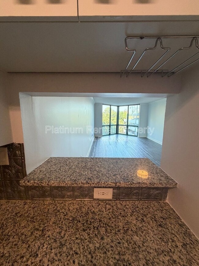 Building Photo - 2870 Pharr Ct S Northwest