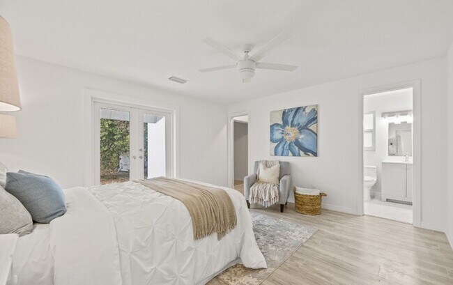 Building Photo - Home For Rent in Clearwater Manor!
