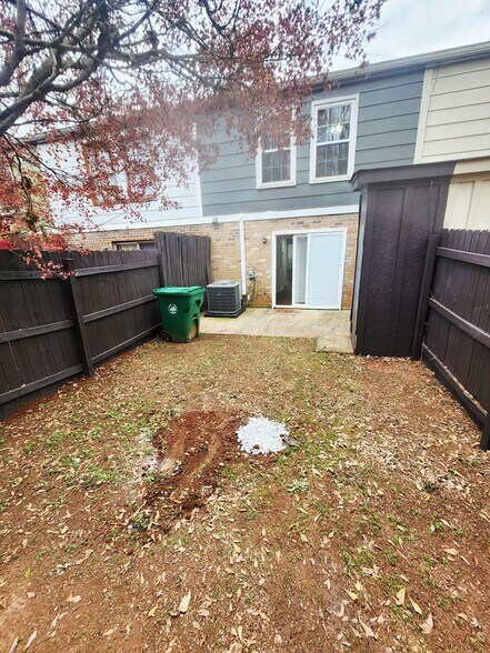 Building Photo - 780 Glynn Oaks Dr