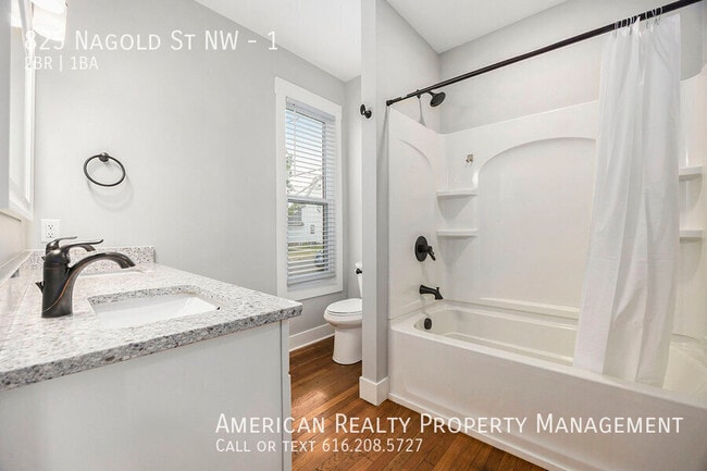 Building Photo - 825 Nagold St NW