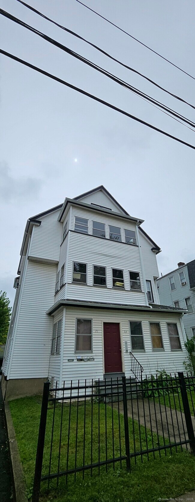 Building Photo - 71 Arnold St