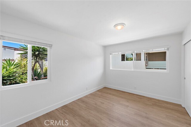 Building Photo - 322 W Avenida Palizada