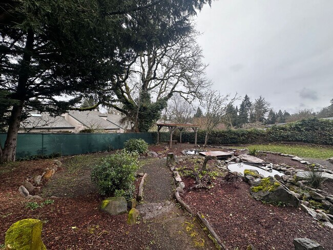 Building Photo - *Coming soon* 3 Bedroom 1.5 Bath Single Family Home