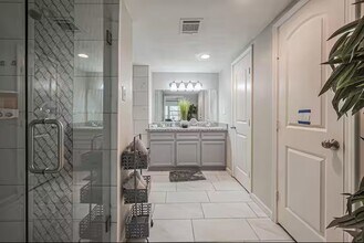 Building Photo - 3602 Luca St