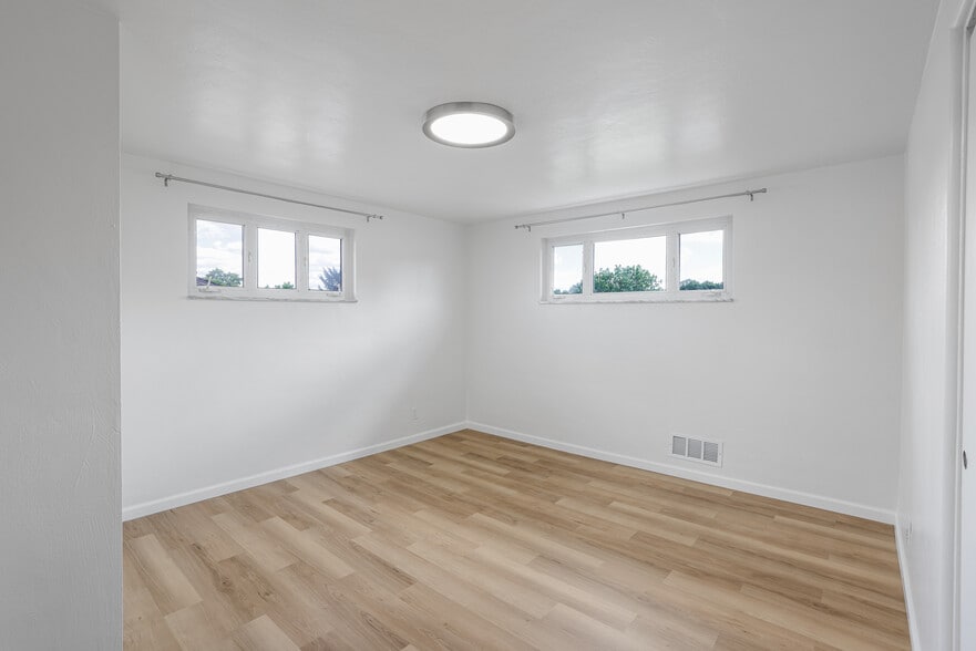 2nd Bedroom (Upstairs) - 1755 Elderslee Rd