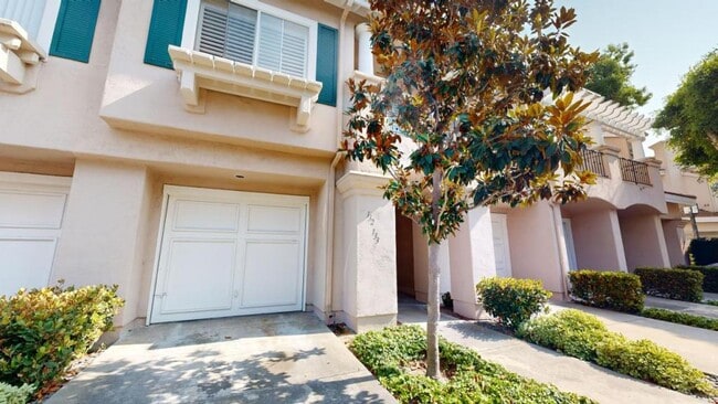 Building Photo - 7254 Shoreline Dr