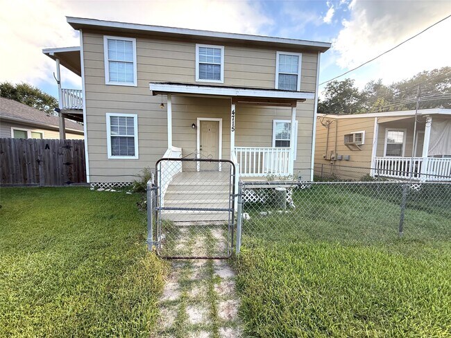 Primary Photo - 4715 16th St