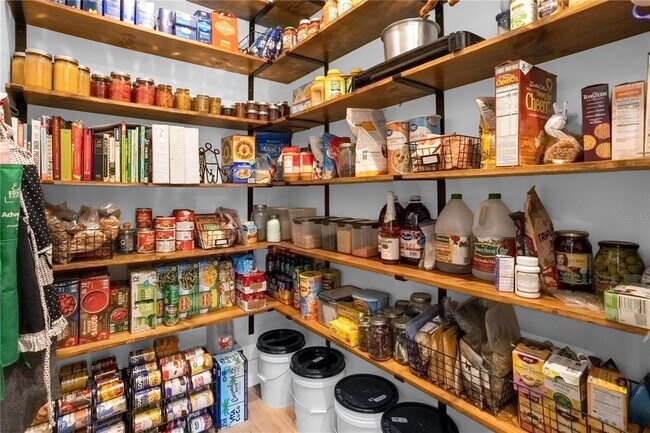 Building Photo - 1814 Barker Dr