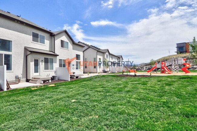 Building Photo - 16092 S Truss Dr