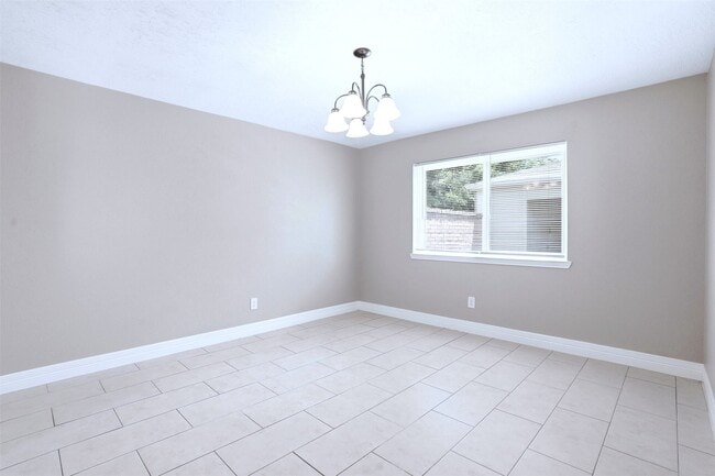Building Photo - 7502 Addicks Clodine Rd