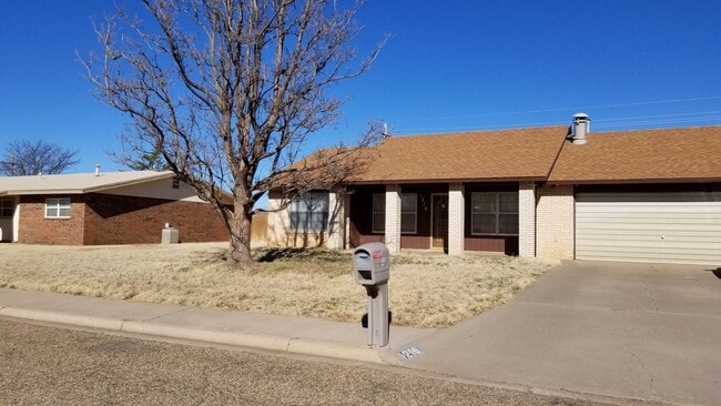 Primary Photo - GREAT HOME ON QUIET STREET