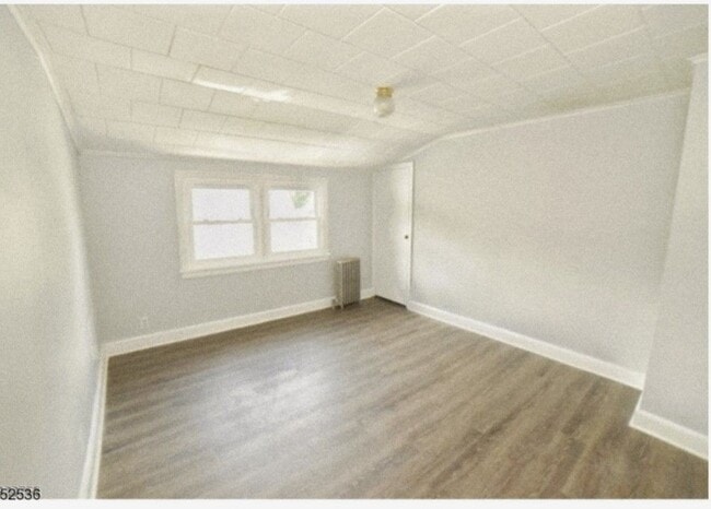 Building Photo - 77 Birch St