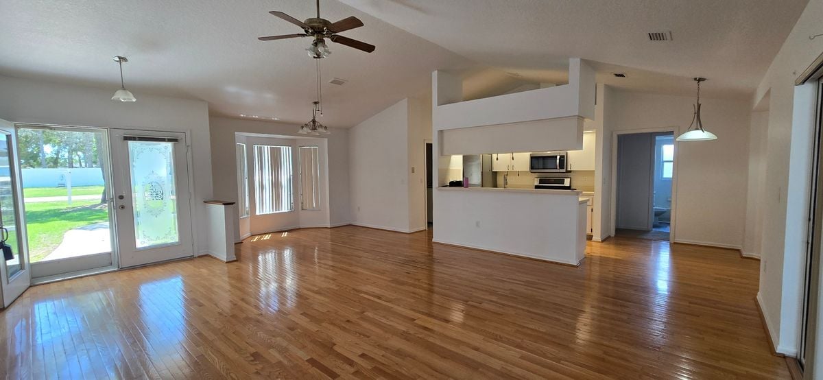 Building Photo - 4322 Dewberry St