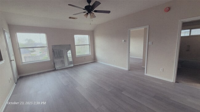 Building Photo - 2906 Humble Dr