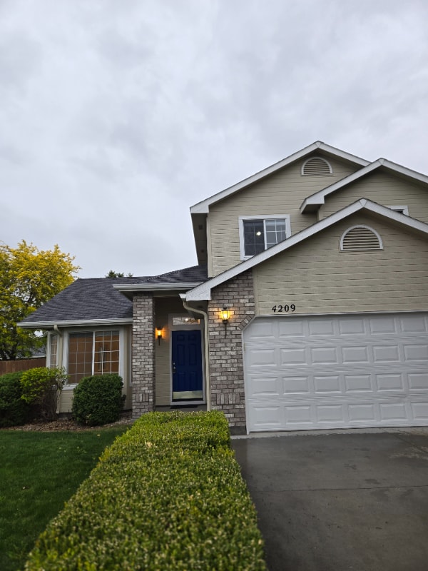 Building Photo - 4209 E Lanager Ct