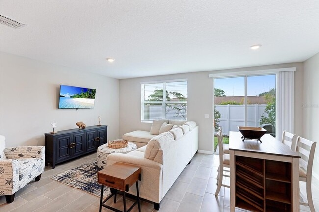 Building Photo - 17063 Coral Key Dr