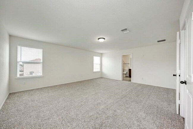 Building Photo - 801 Estes Park