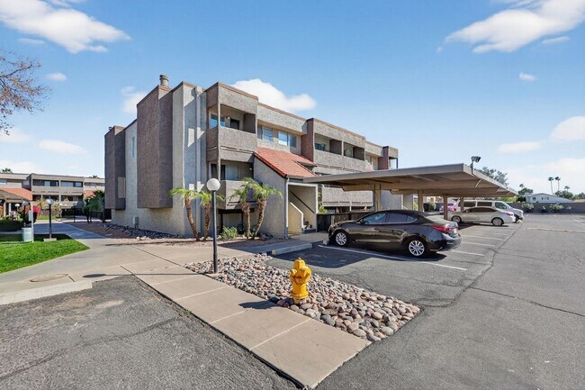 Building Photo - Charming 2BR Condo in Mesa