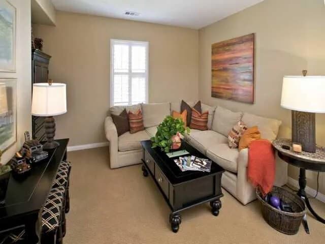 Building Photo - 6071 Roselle Meadows tr