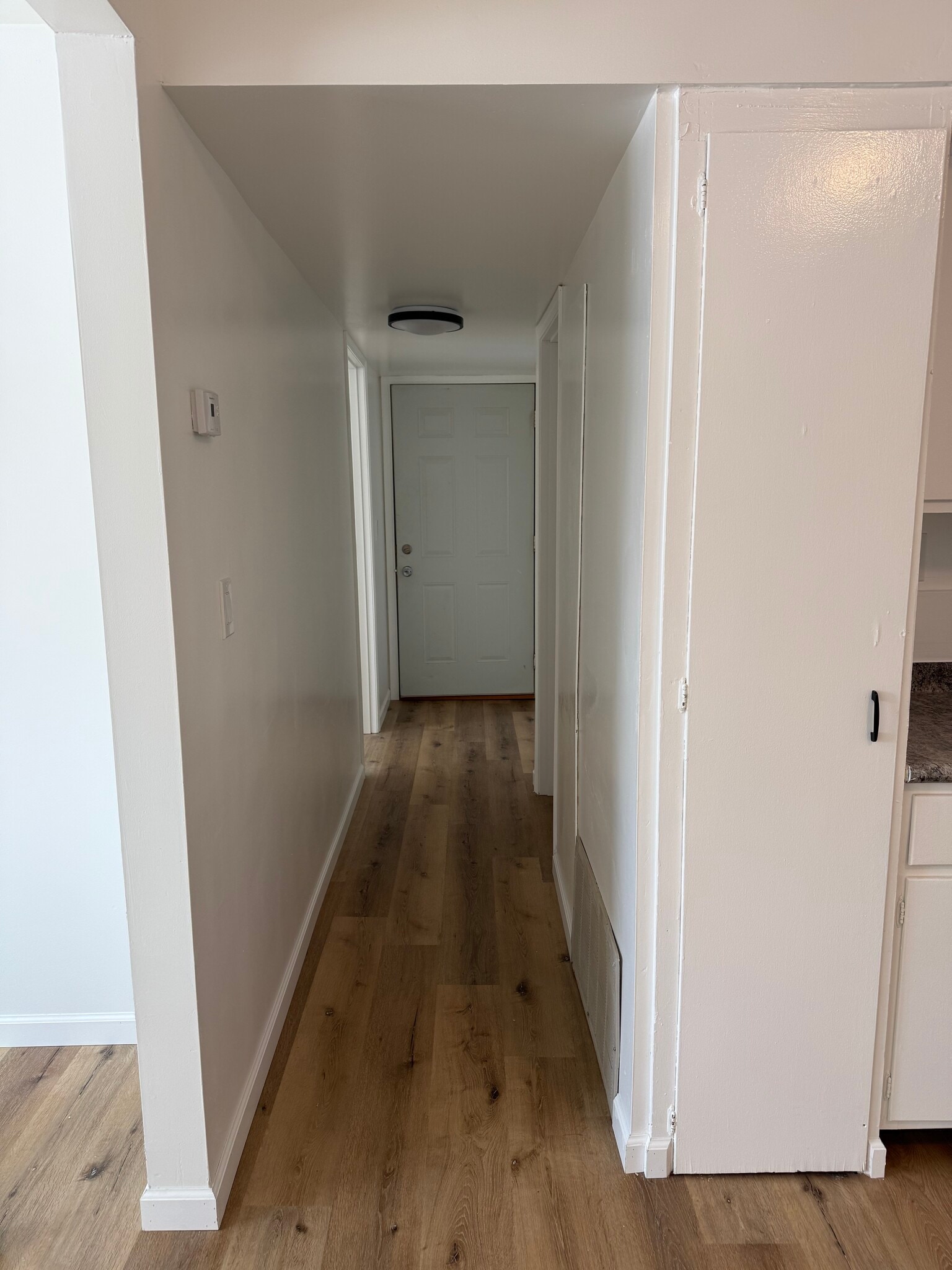 Building Photo - 673 W Factory St