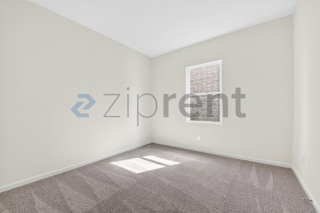 Building Photo - 1317 Kennedy Rd