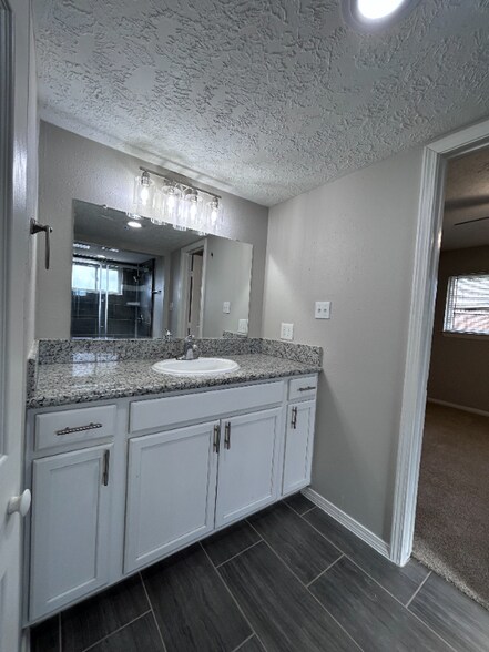 Building Photo - 29502 Raestone St