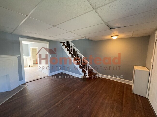Building Photo - 7064 Clover Ln
