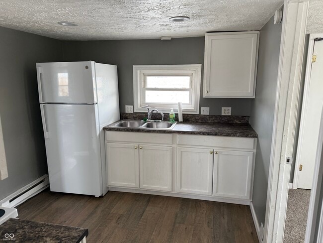 Building Photo - 7881 N 200 W