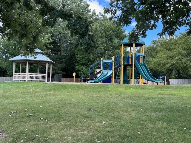 Building Photo - 311 Cherrywood Ct