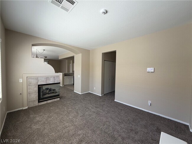 Building Photo - 10975 Pumpkin Ridge Ave