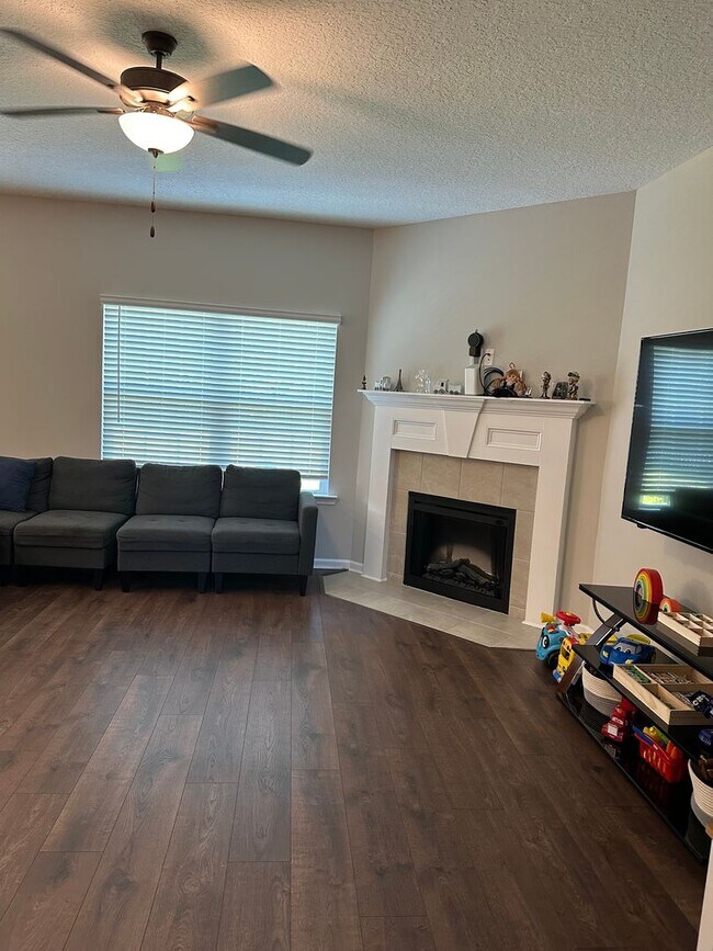 Building Photo - Coming Soon