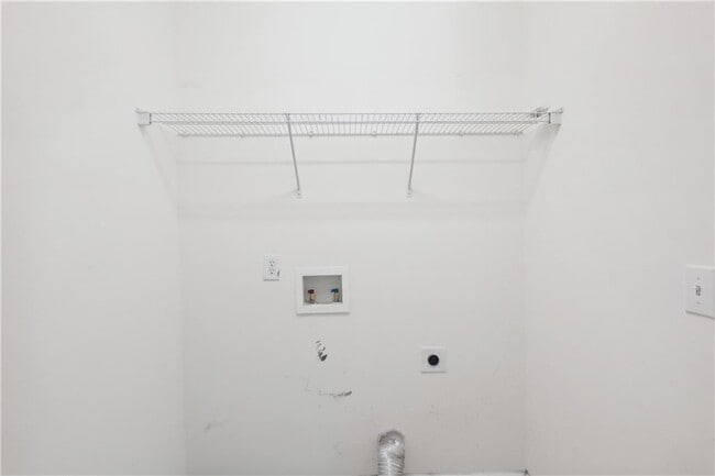 Building Photo - 276 Hiawassee Dr