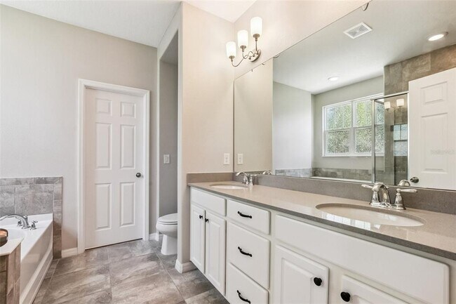 Building Photo - 1108 Lincoln Ridge Loop