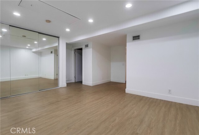 Building Photo - 5528 Voletta Pl