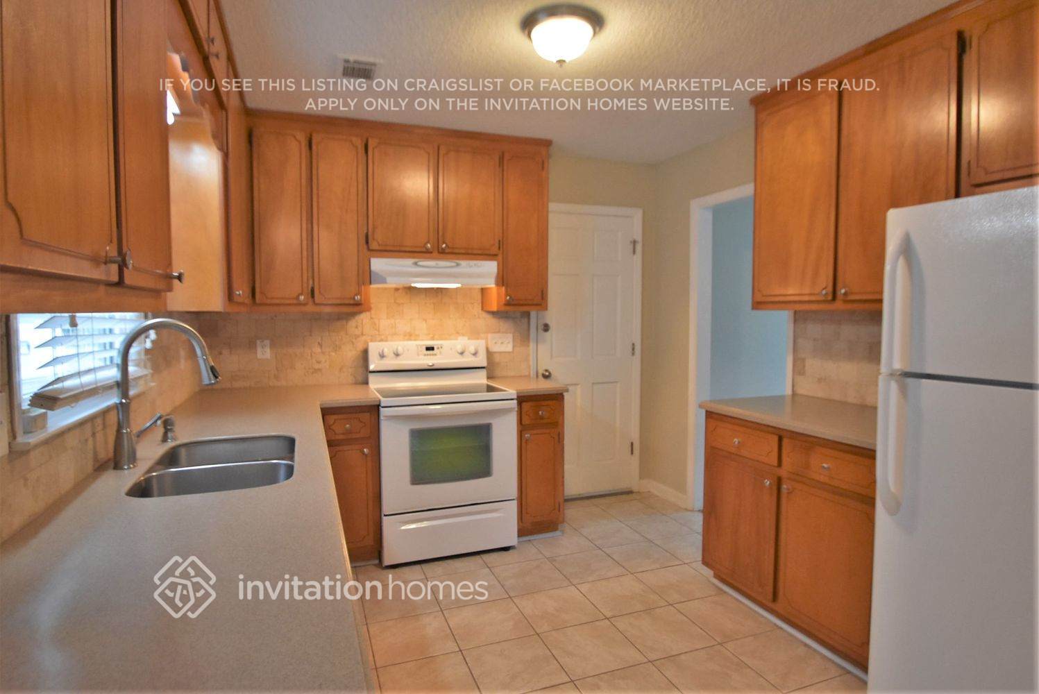 Building Photo - 3161 Calumet Ct NW