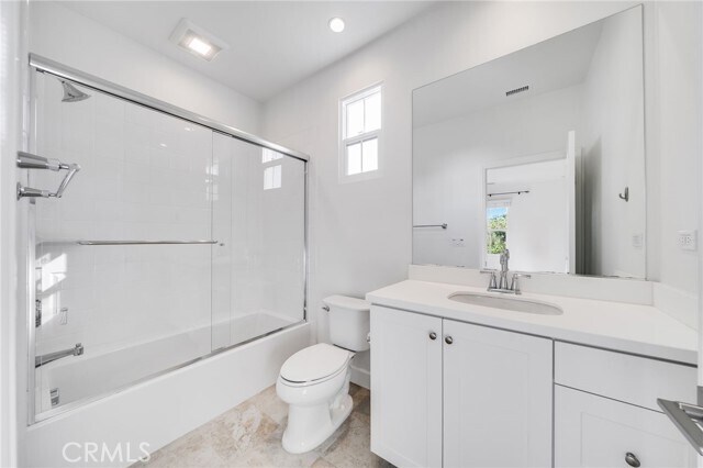 Building Photo - 64 Meander