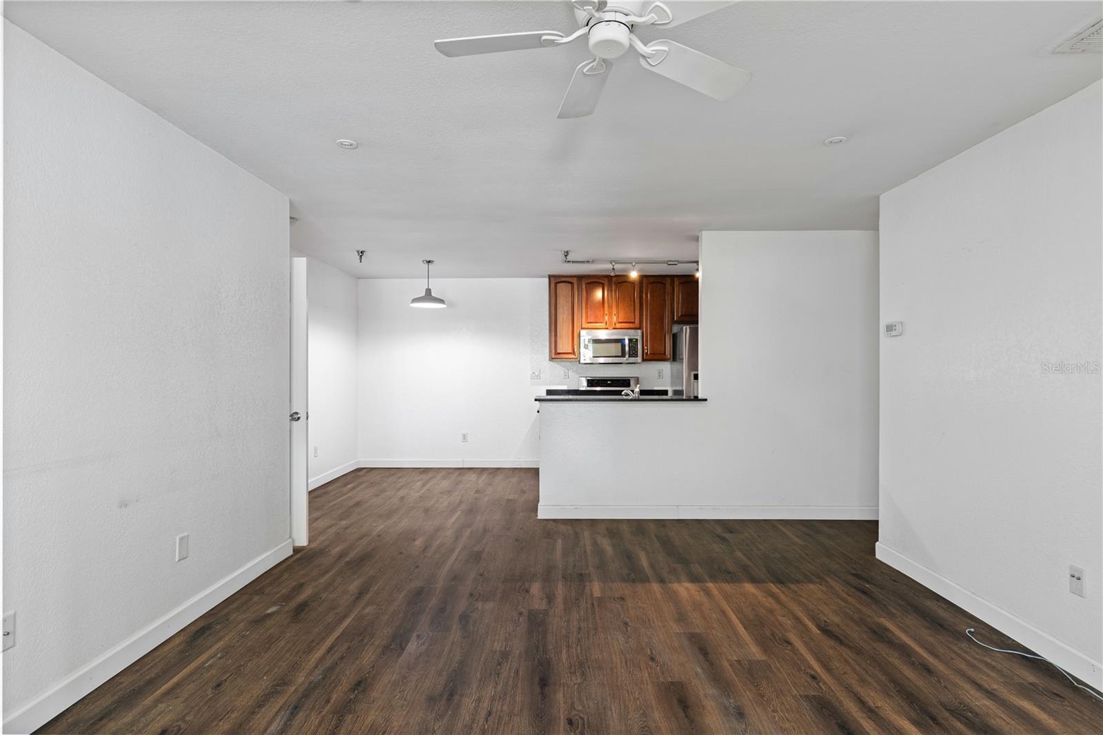 Building Photo - 10263 Gandy Blvd N