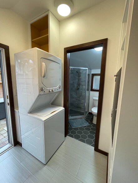 Building Photo - 10114 Dayton Ave N