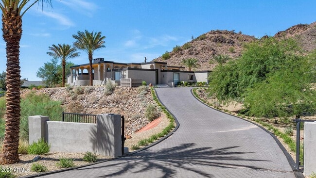 Building Photo - 6664 N 40th St