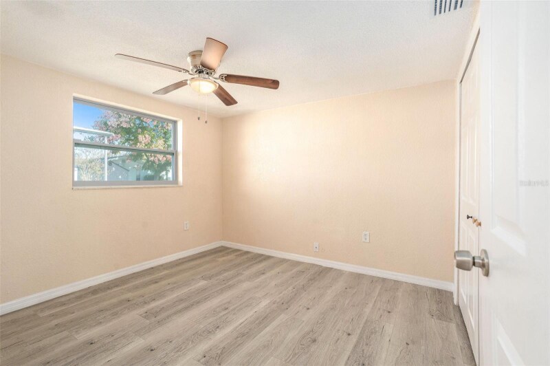 Building Photo - 7321 Parrot Dr