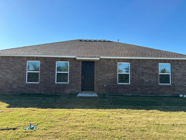 Building Photo - *Pre-leasing* Four Bedroom | Two Bath Home...